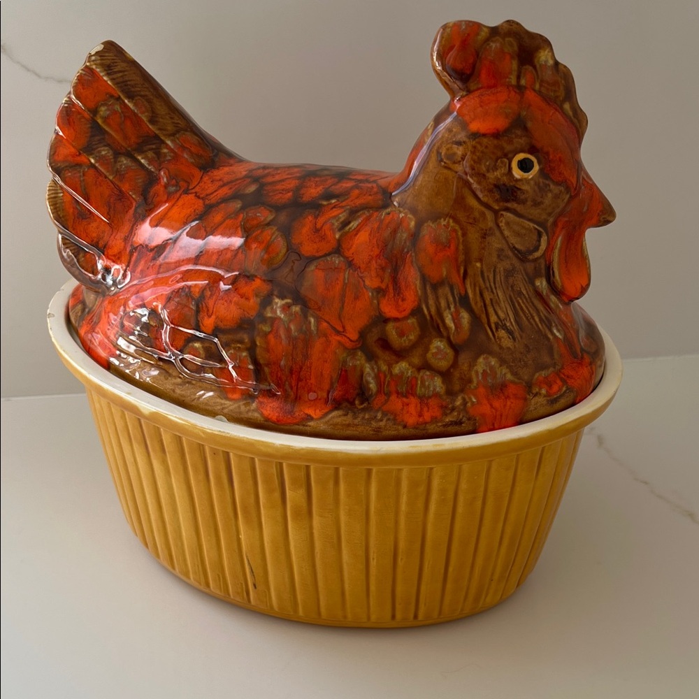 Vintage Ceramic Chicken Covered Dish - Picture 12 of 12
